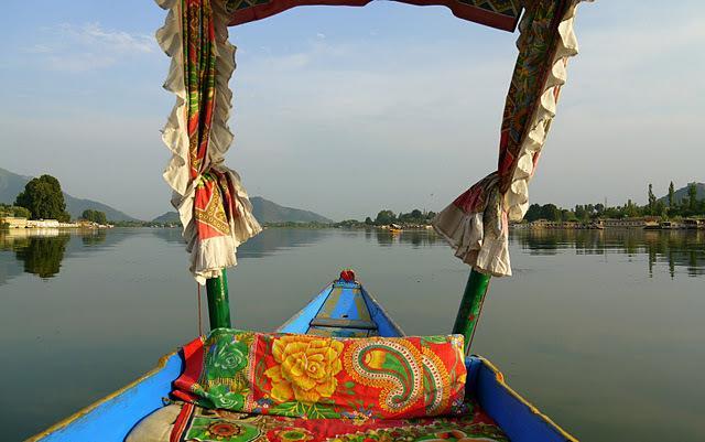 Houseboat Lily Of Nageen Srīnagar Esterno foto